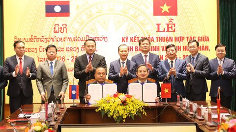 Tiếp tục thắt chặt tình hữu nghị Bắc Ninh - Hủa Phăn